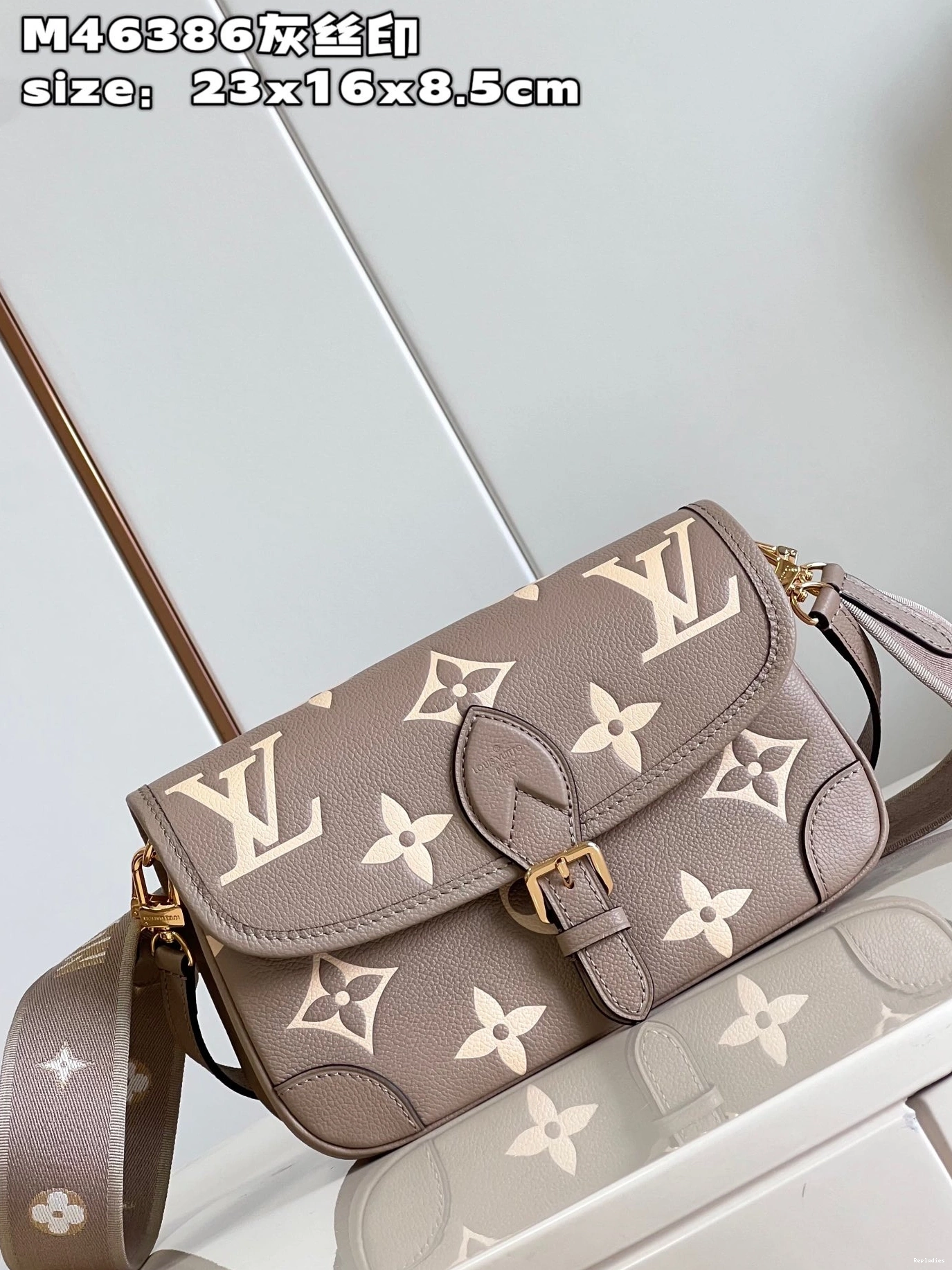 Rep ladies Diane Nano VUITTON LOUIS 0807